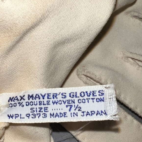 Vintage Beige Stretch Gloves - Picture 9 of 9